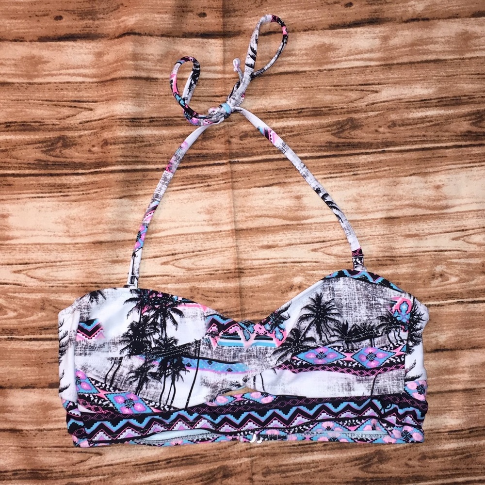 **4/$20** Juniors halter style bikini top - size M